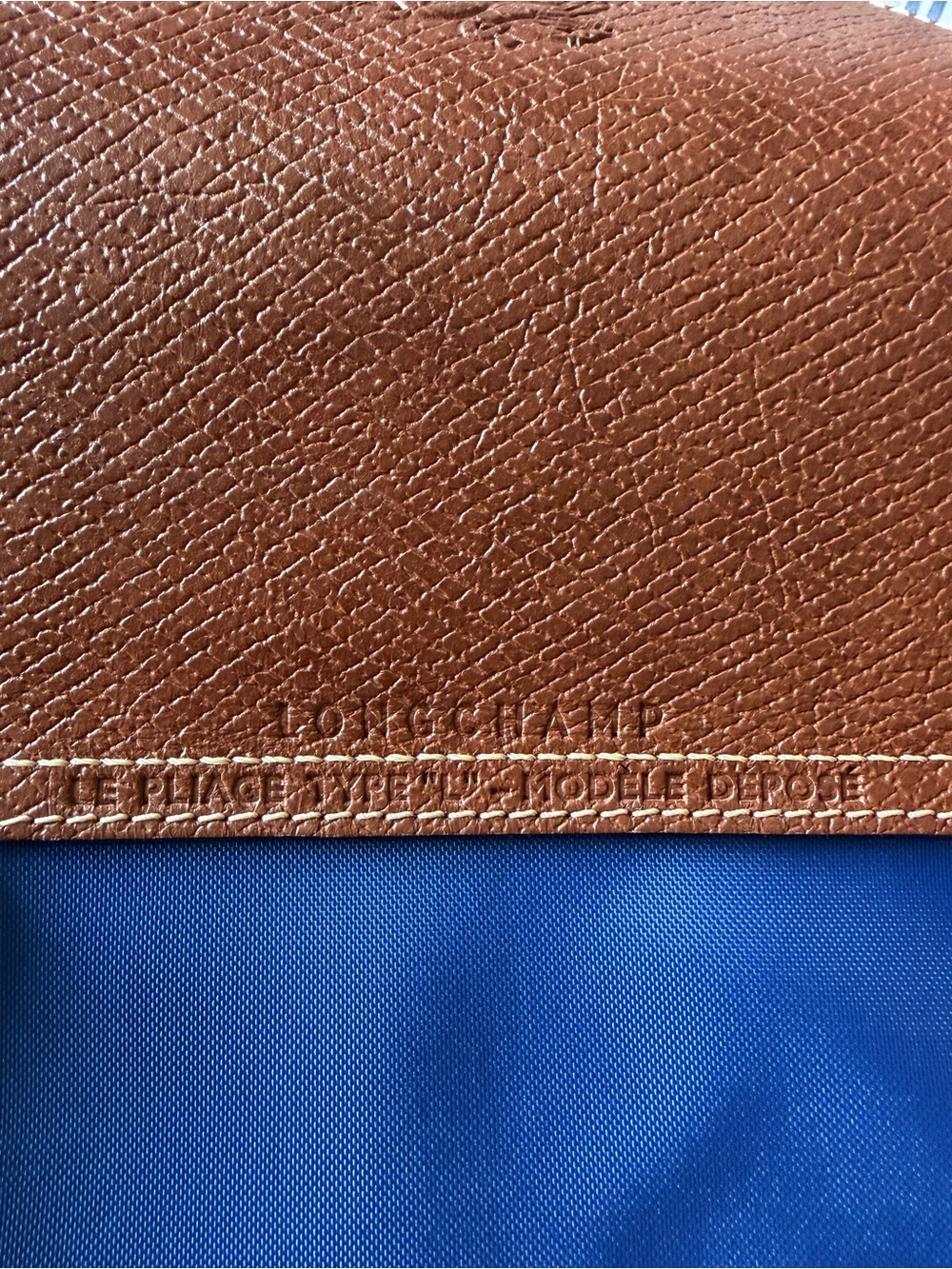 Longchamp foldable duffel in brand new condition. Royal blue. - Picture 7 of 7